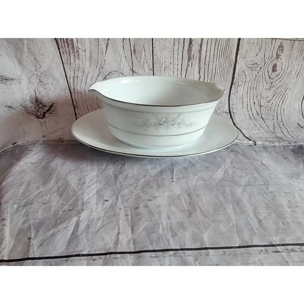 Noritake gravy boat